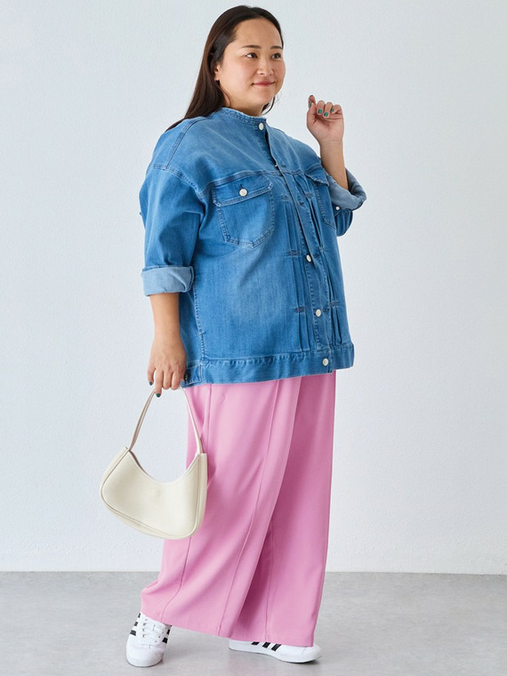 カラーワイドパンツコーデ