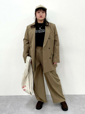 ダブルテーラードジャケットコーデ