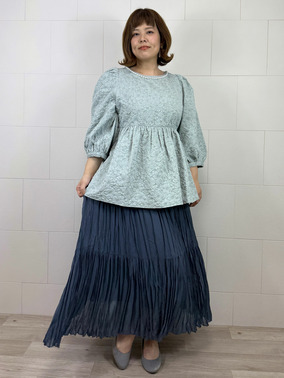 軽やか&times;甘めコーデ　スマイルランド　マルン