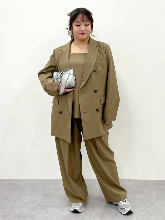 キャミソールビスチェセットアップコーデ