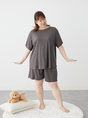 ハッピーマリリン春コーデ