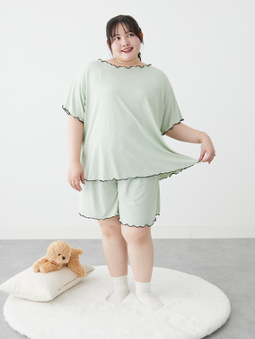 ハッピーマリリン春コーデ