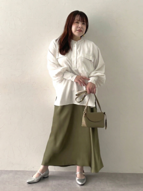 ブラウスコーデ