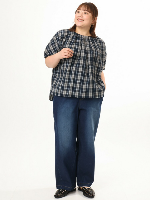 初夏のブラウスコーデ