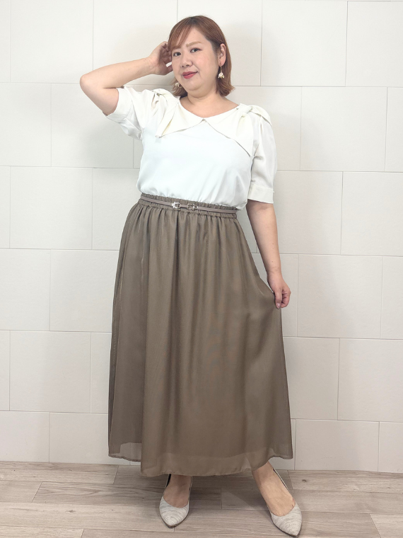 夏オフィスコーデ