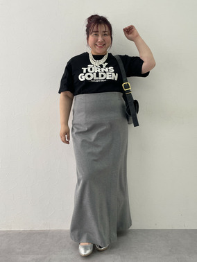 タイトスカートコーデ　Tシャツコーデ　シックスタイル