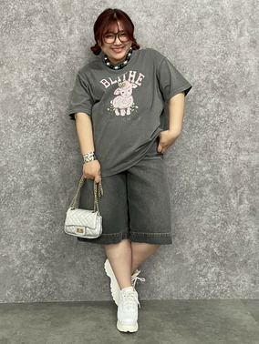 Tシャツ　ハーフデニムパンツ　ジェイヴィス