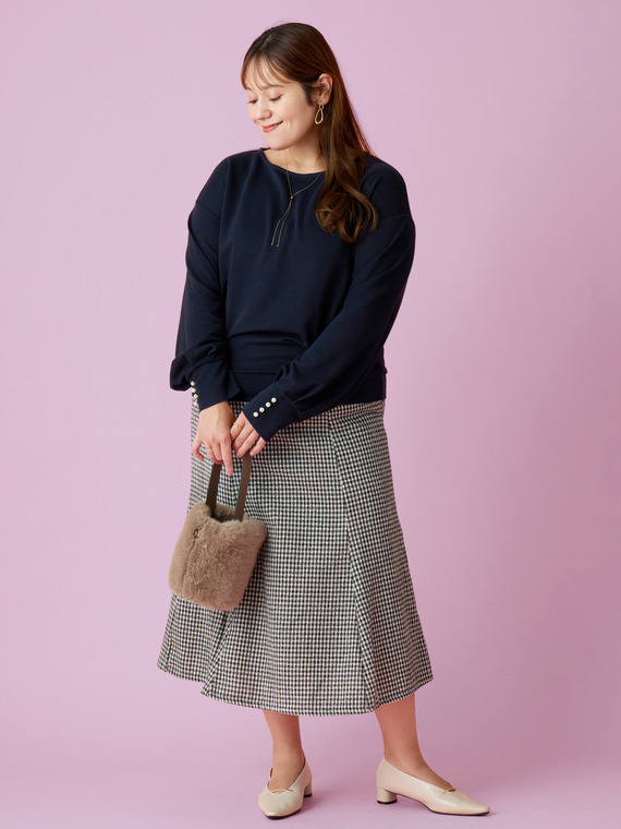 オフィス向けスカートコーデ